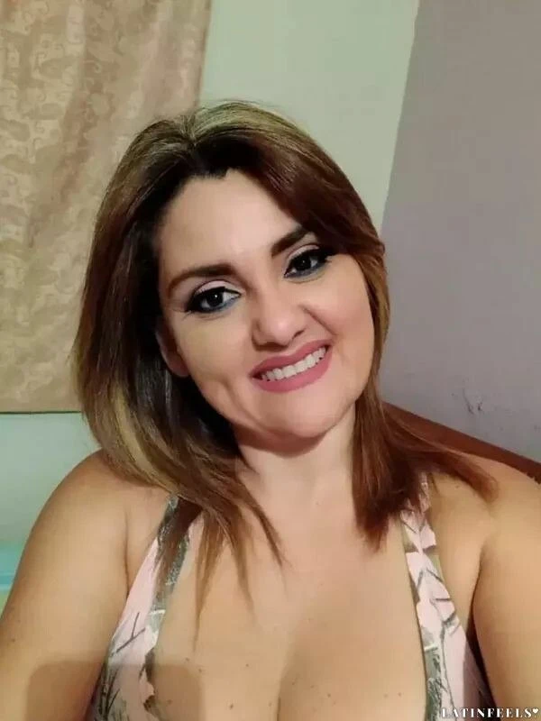 Andreina Profile image 3