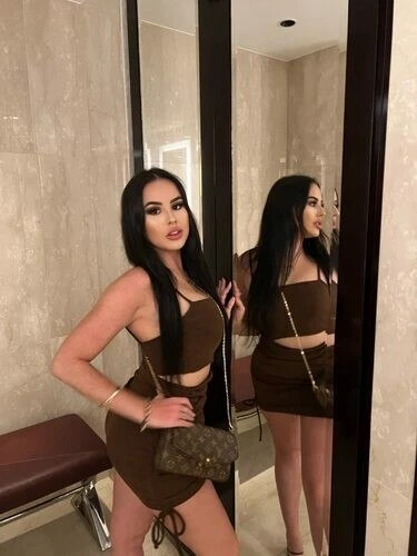 Angelinaxoxo Profile image 1