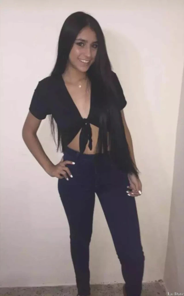 Valentina Profile image 4