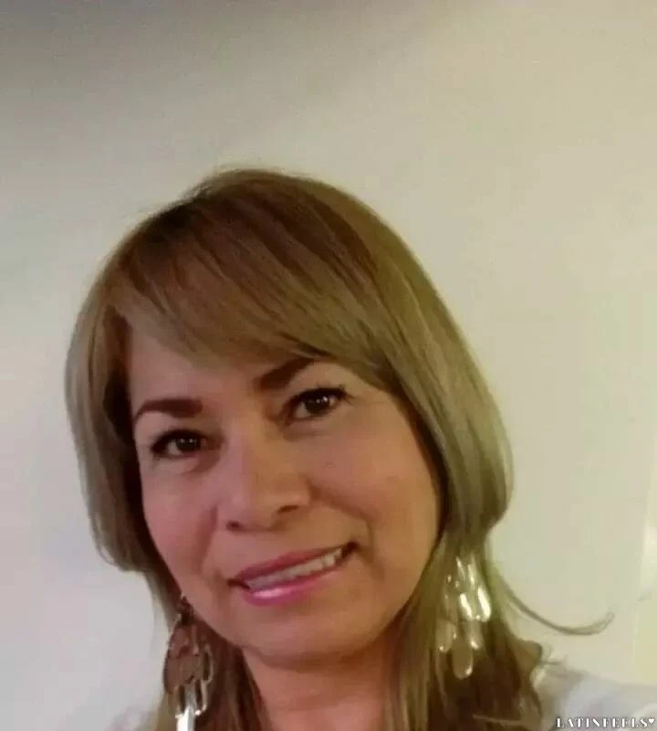 Carmen Profile image 1