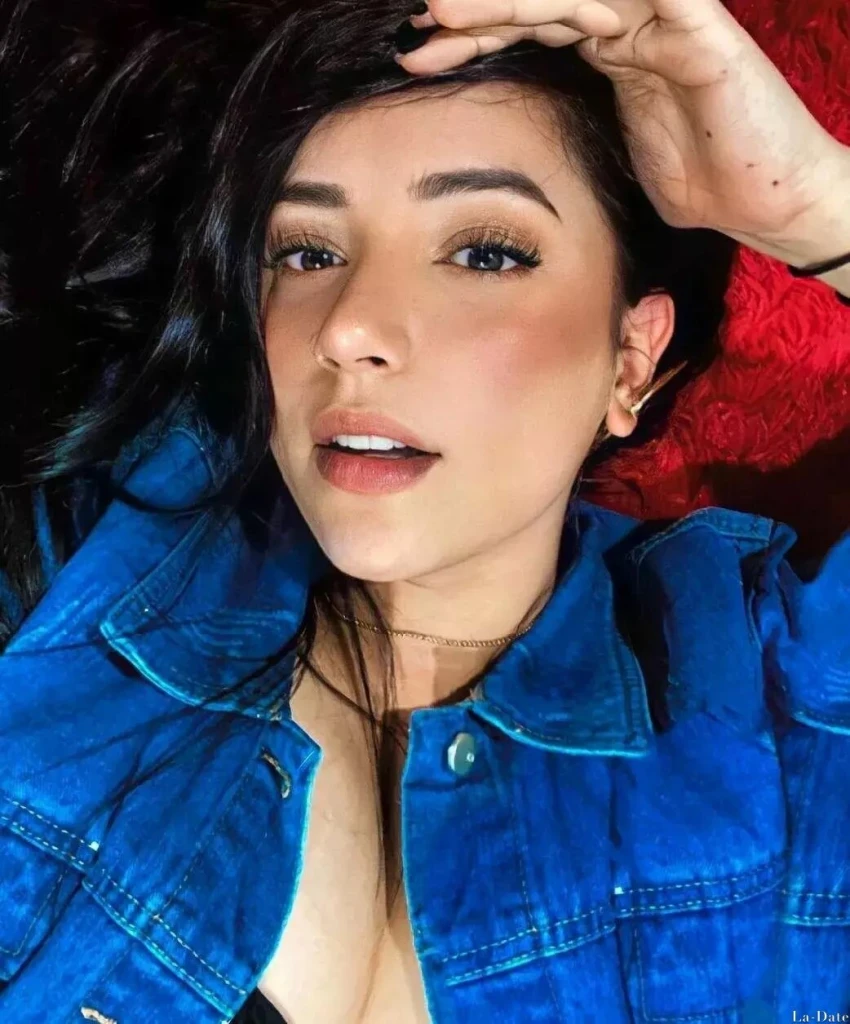 Camila Profile image 2