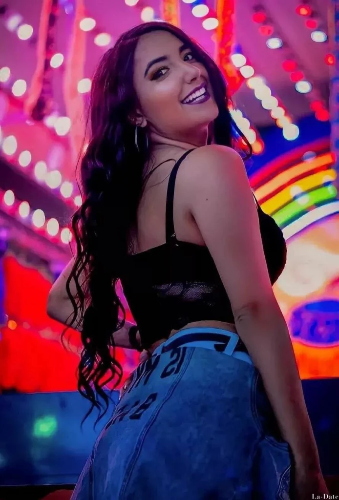 Camila Profile image 3