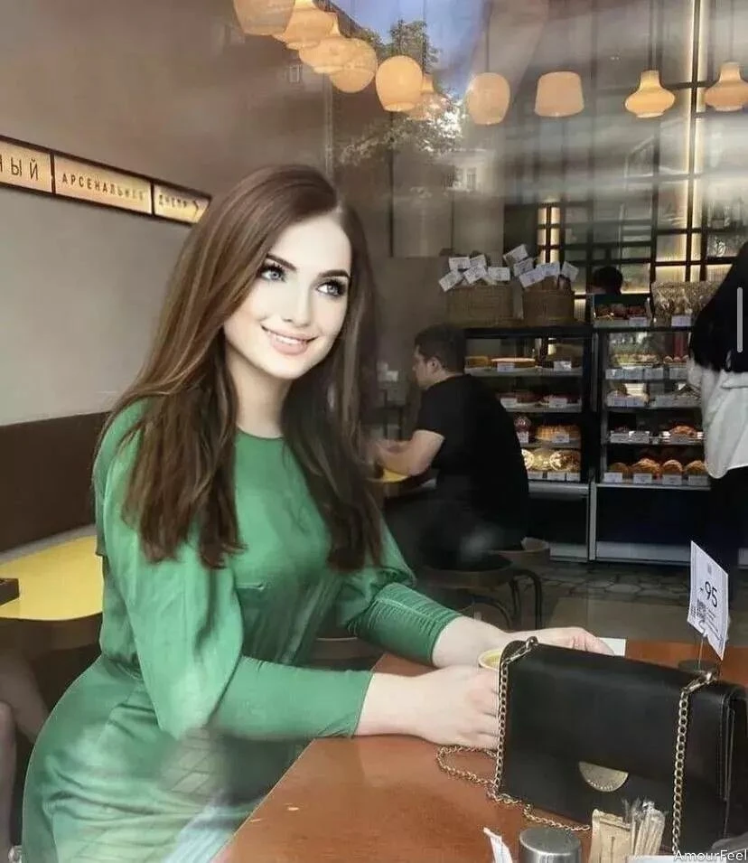 Anna Profile image 3