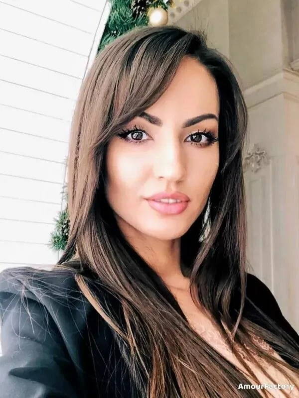 Svitlana Profile image 2