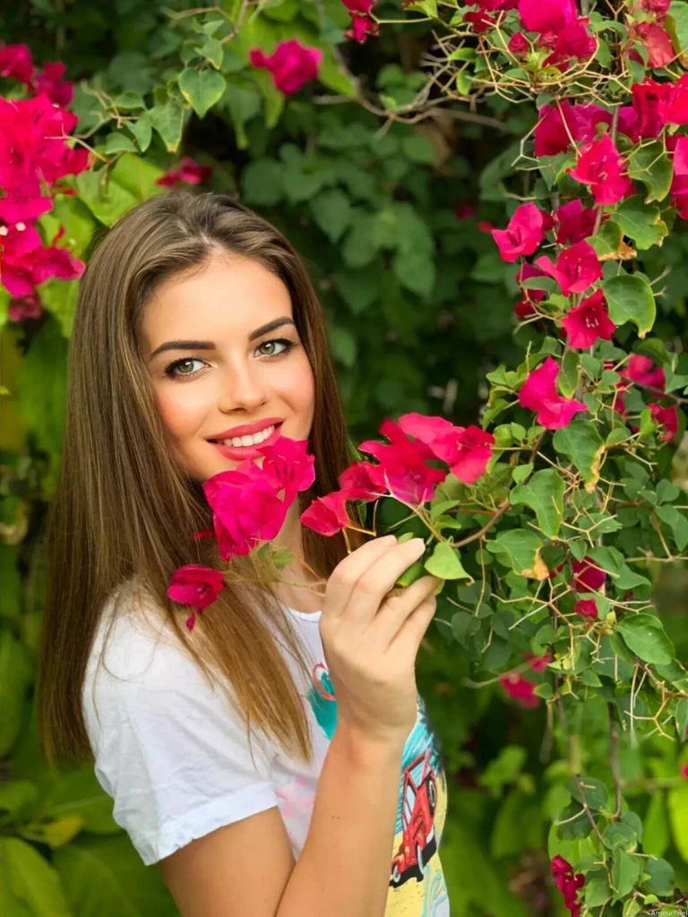 Nina Ewa Profile image 4