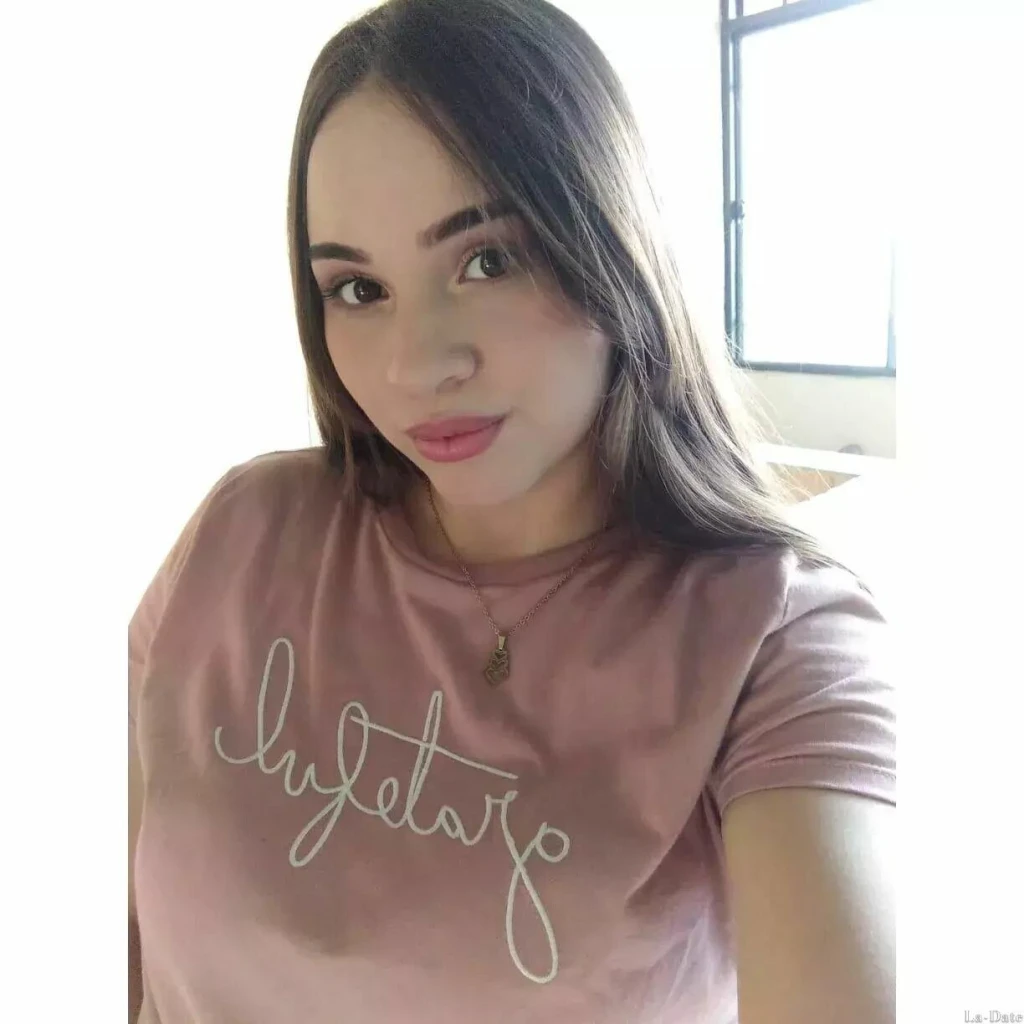 Colette Profile image 1