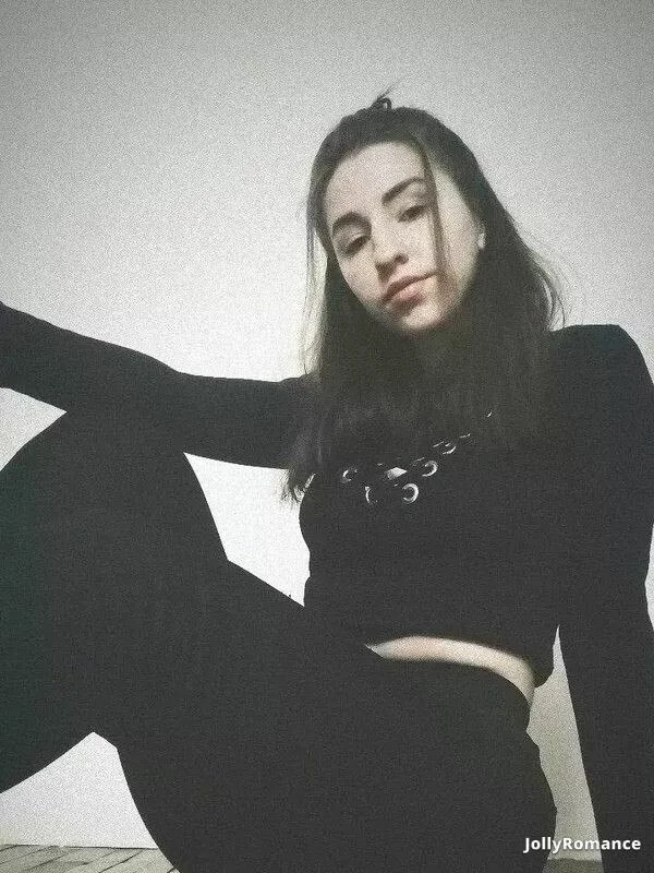 Elena Profile image 3