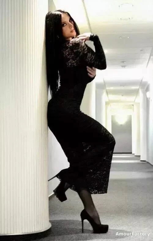 Alina Profile image 4
