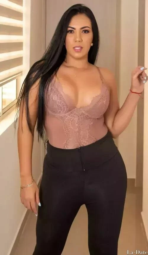 Yulexis Profile image 1
