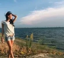 Yulia Profile image 3