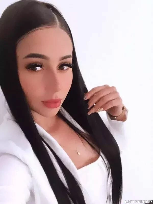 Karen Profile image 1