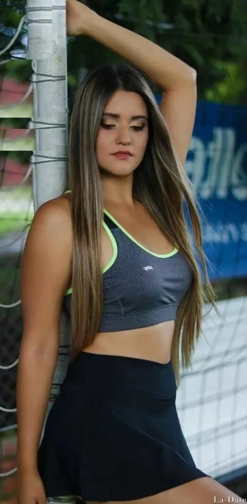 Sandra Profile image 4