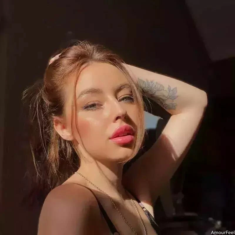 Inesa Profile image 4