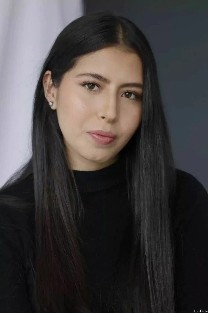 Manuela Profile image 1