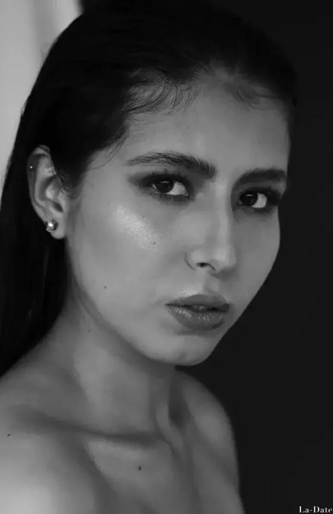 Manuela Profile image 3