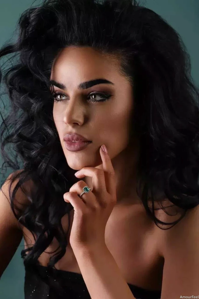 Danira Profile image 3