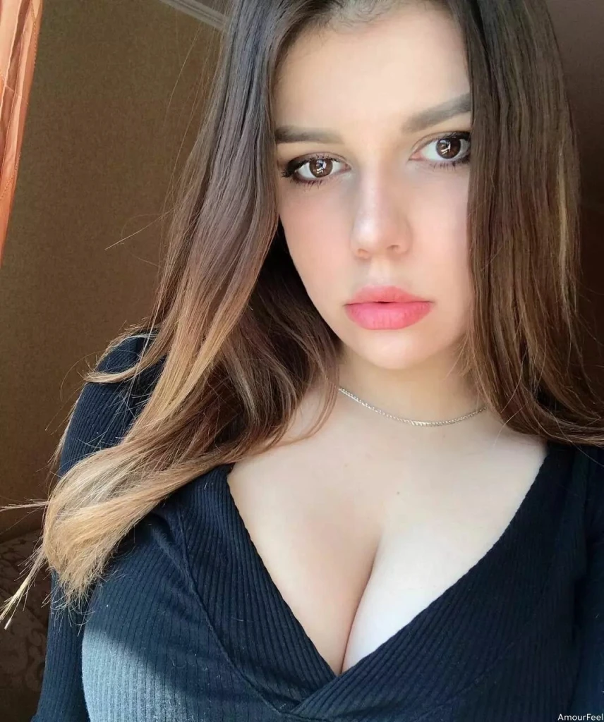 Alina Profile image 4