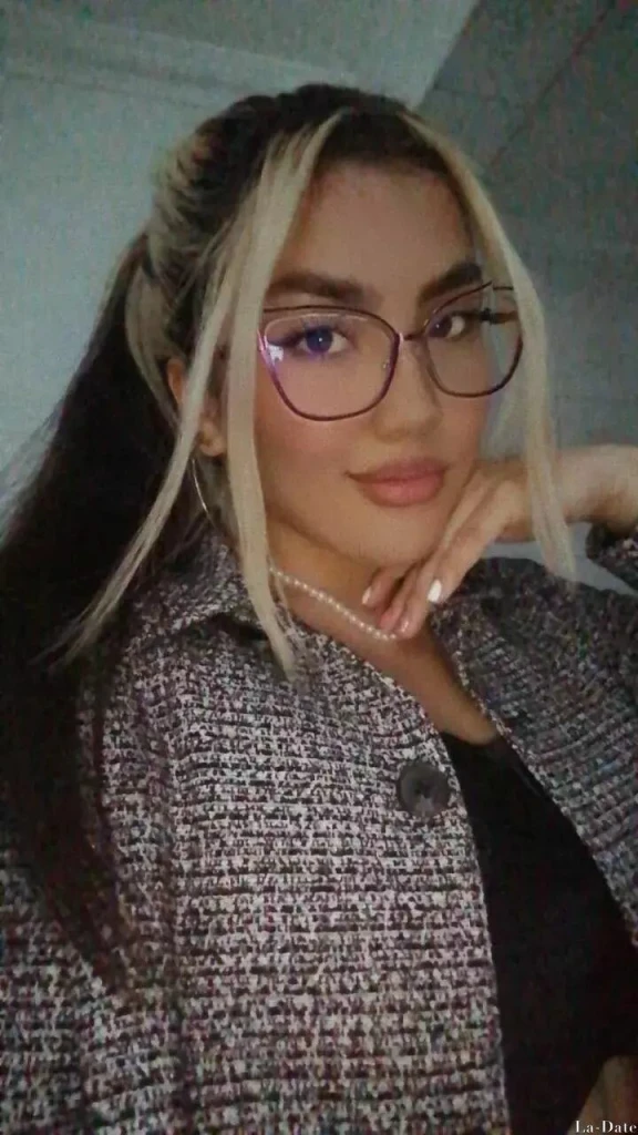 Jackeline Profile image 1