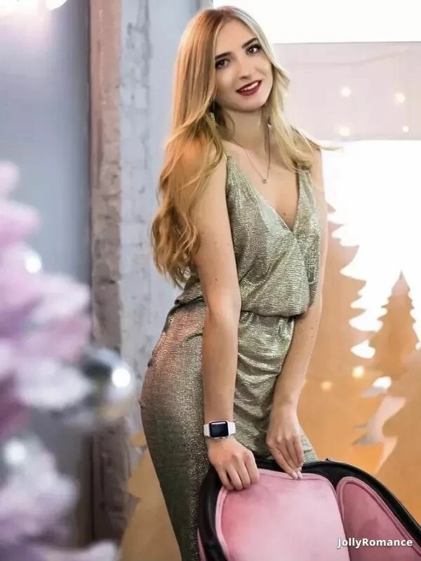 Anna Profile image 1