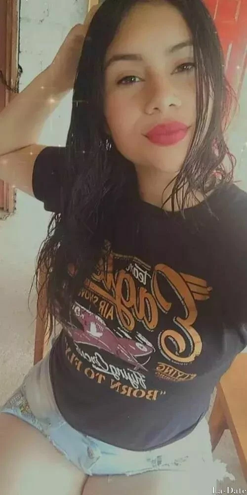 Sandra Profile image 1