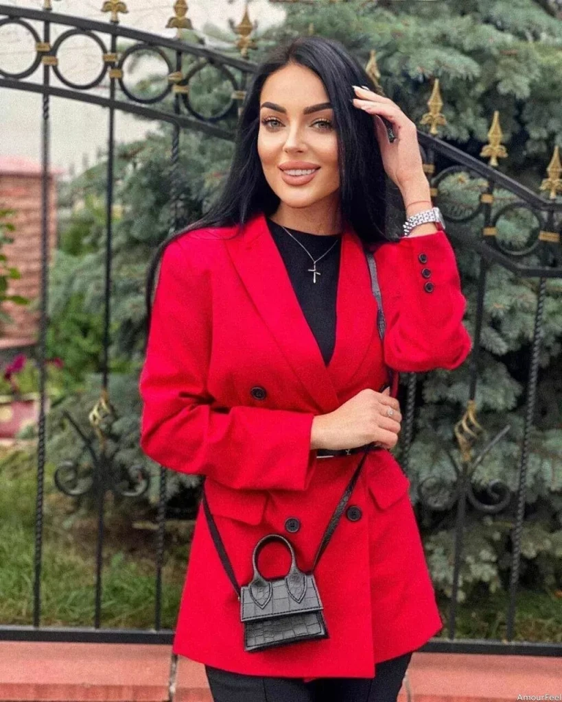 Lyliia Profile image 1