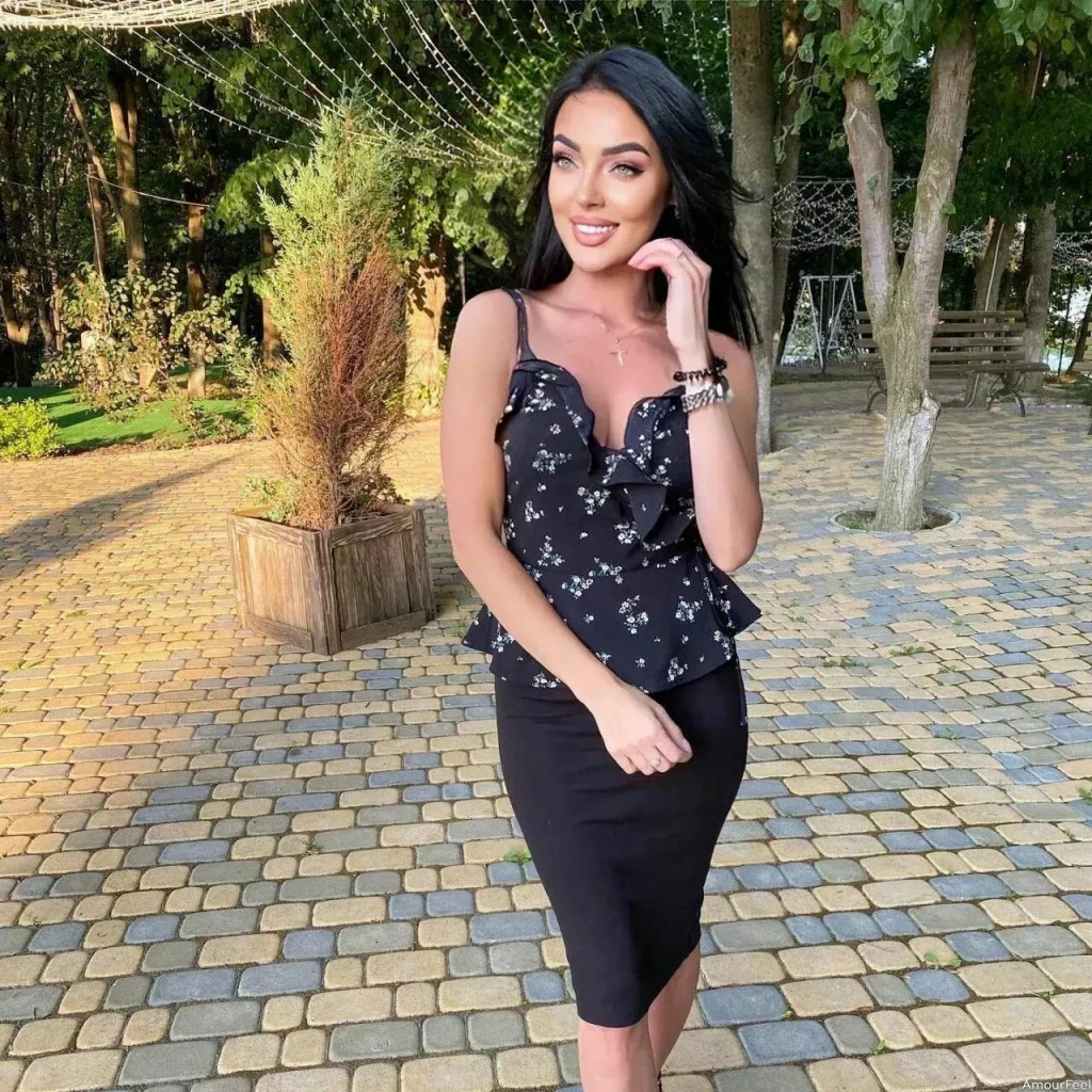 Lyliia Profile image 3