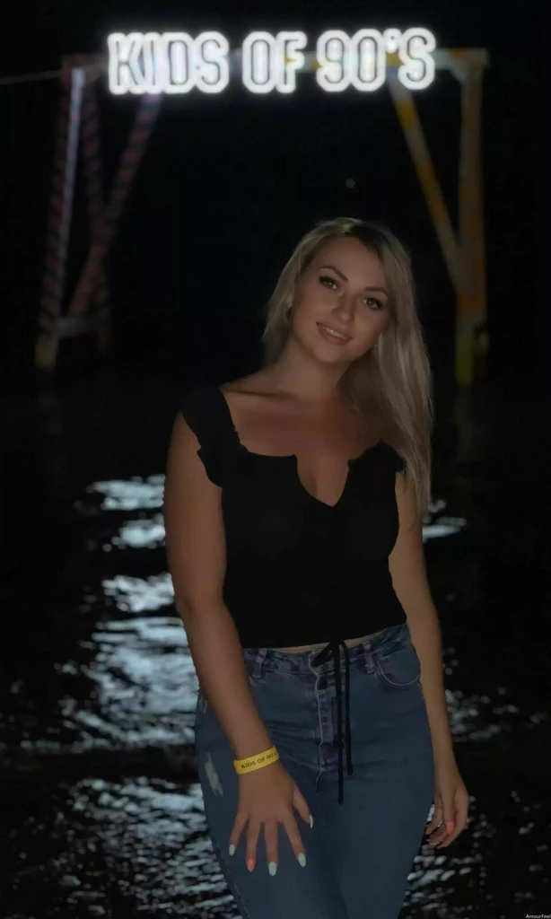 Karina Profile image 1