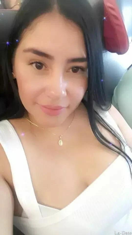 Caterine Profile image 1