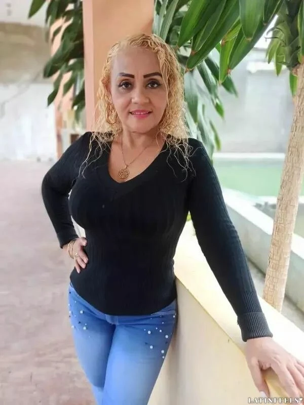 Gabriela Profile image 2