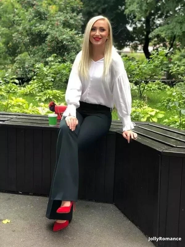 Ludmila Profile image 2