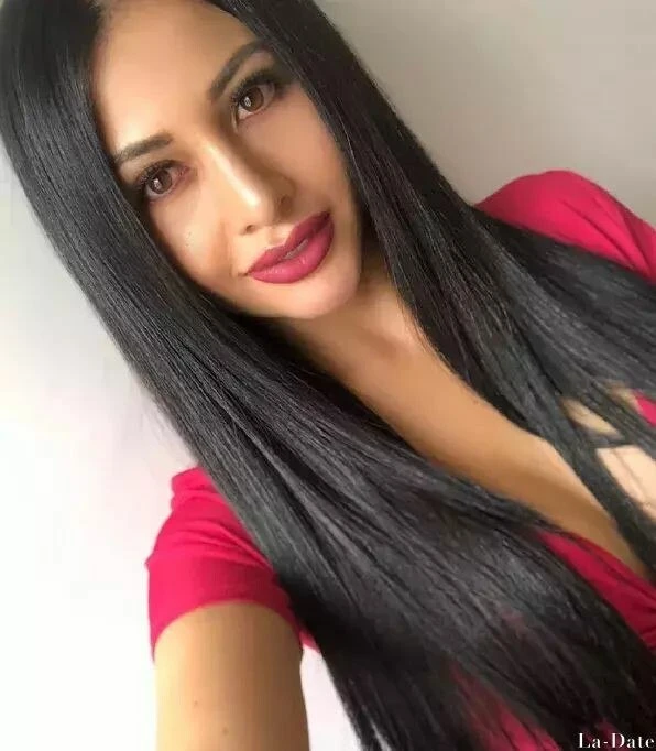 Fernanda Profile image 3