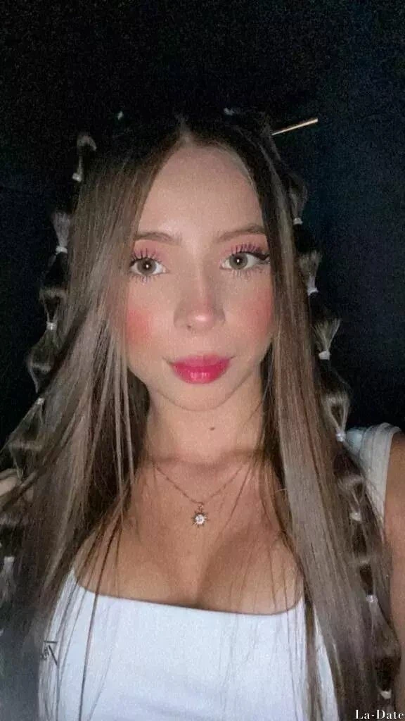 Milena Profile image 3