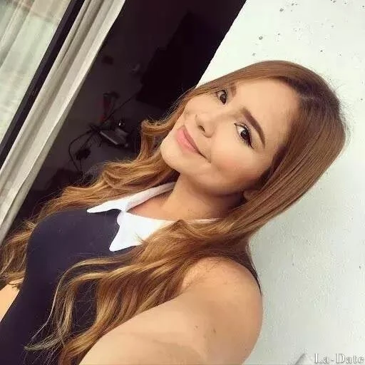 Manuela Profile image 3