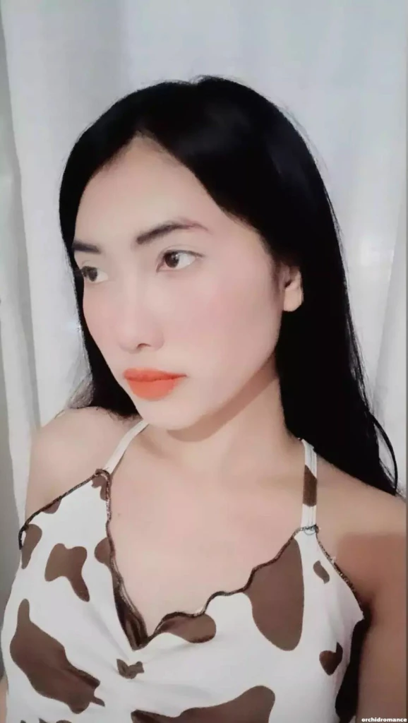Mineya Profile image 4