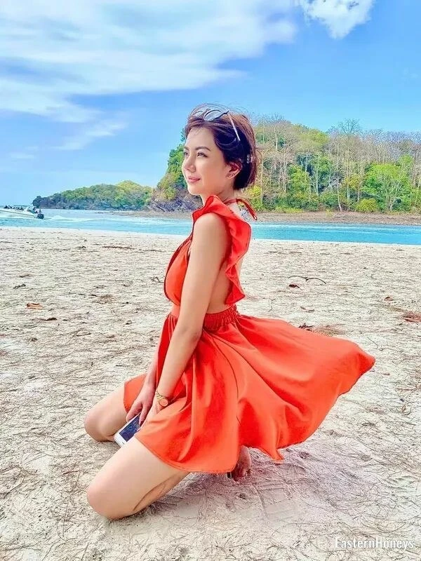 Parichat Profile image 2