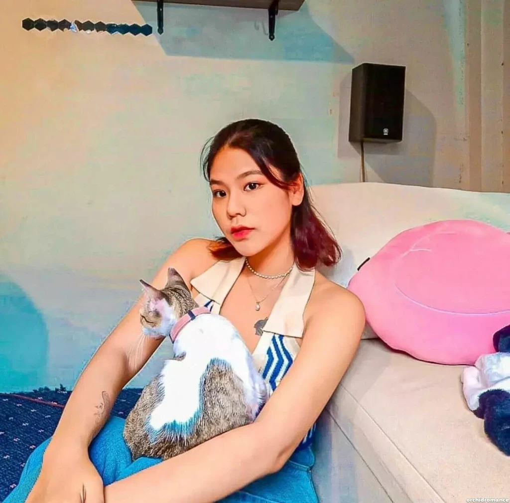 Chutik Profile image 2