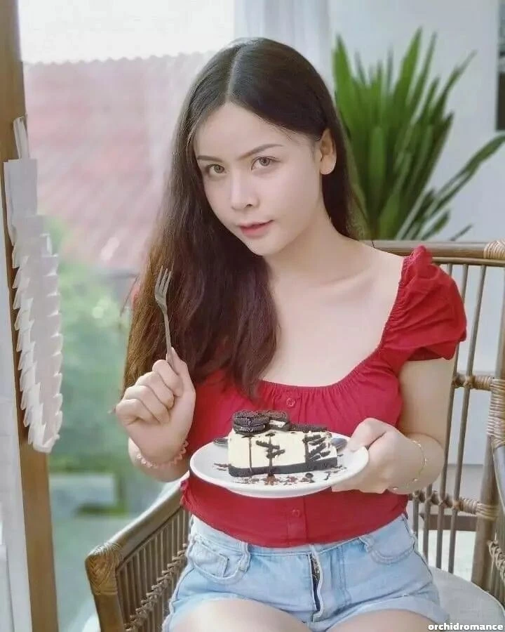 Thanannaph Profile image 1