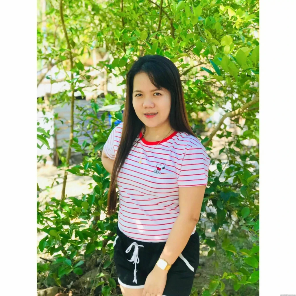 Richelle Profile image 3