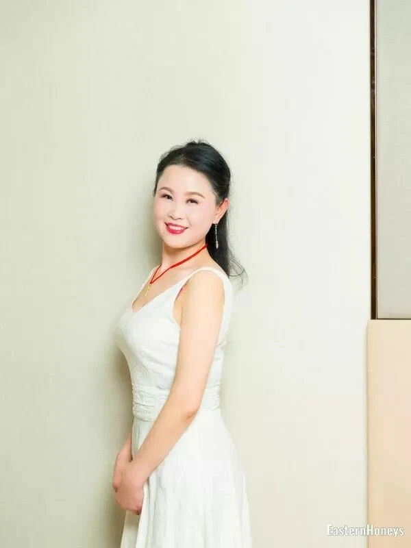 Amy Profile image 3