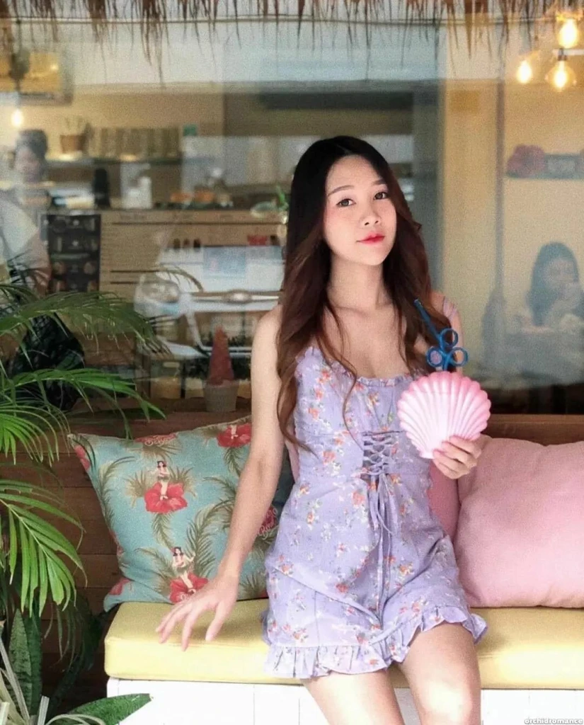 Sara Profile image 1