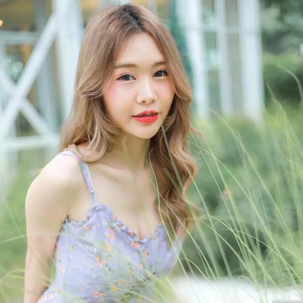 Sara Profile image 3