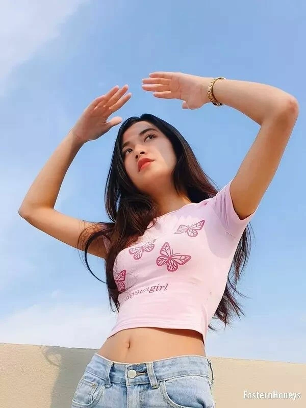 Pattaranit Profile image 2