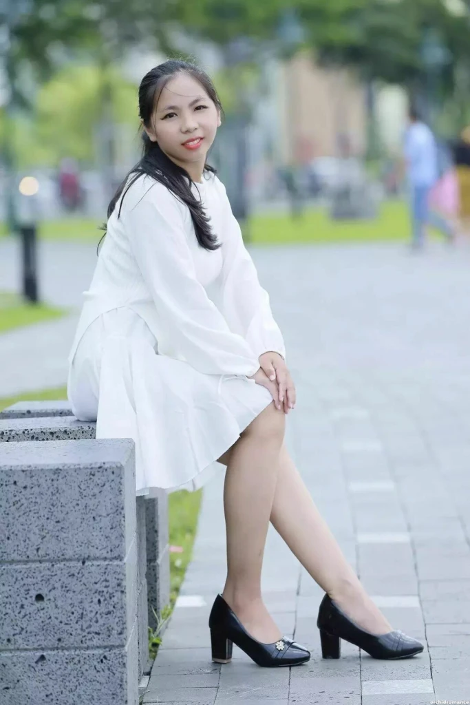 Rosy Profile image 4