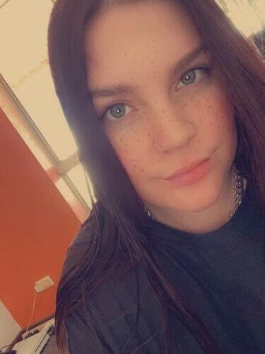 Goldpuss__ Profile image 1