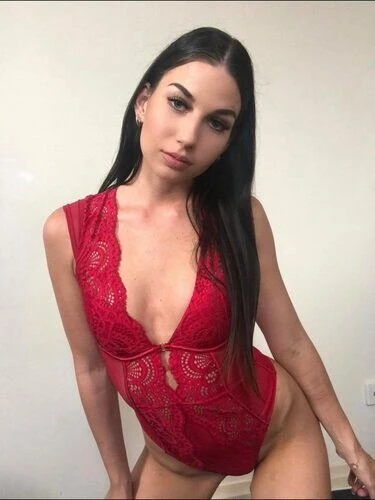 RoseQuartzCaitlin Profile image 2