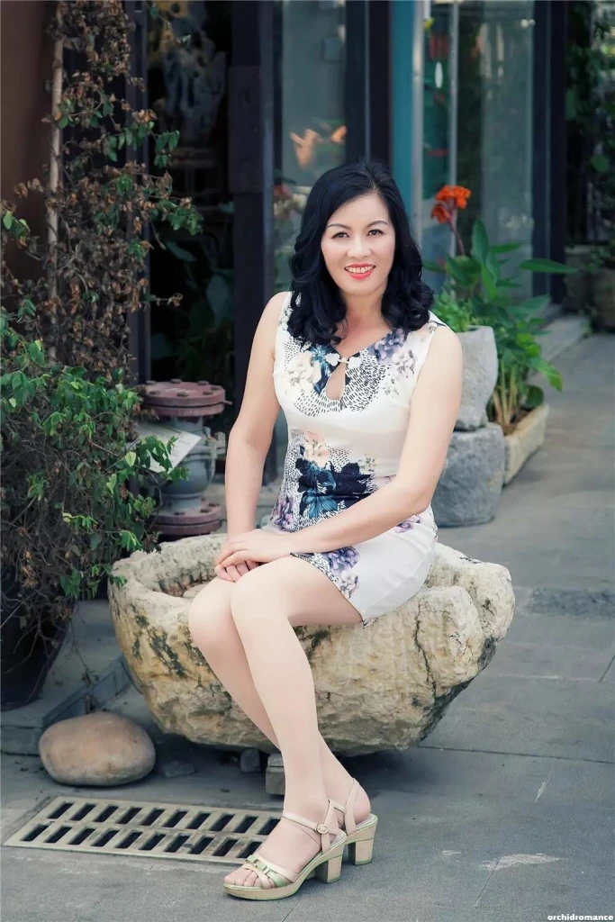 Lily Profile image 4