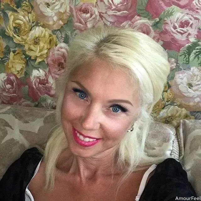 Yuliia Profile image 2