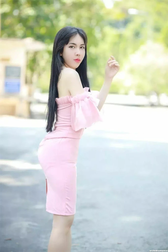 Lena Profile image 1