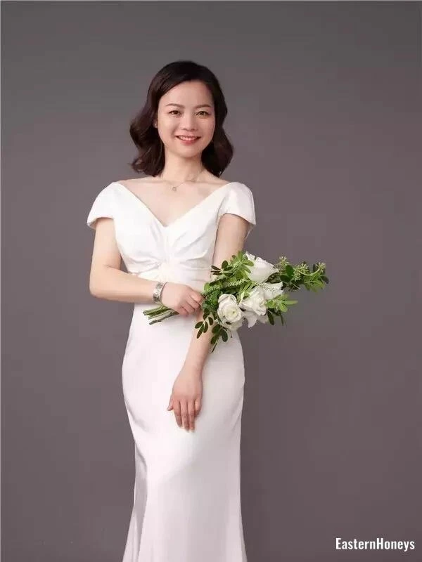 Vicky Tan Profile image 3