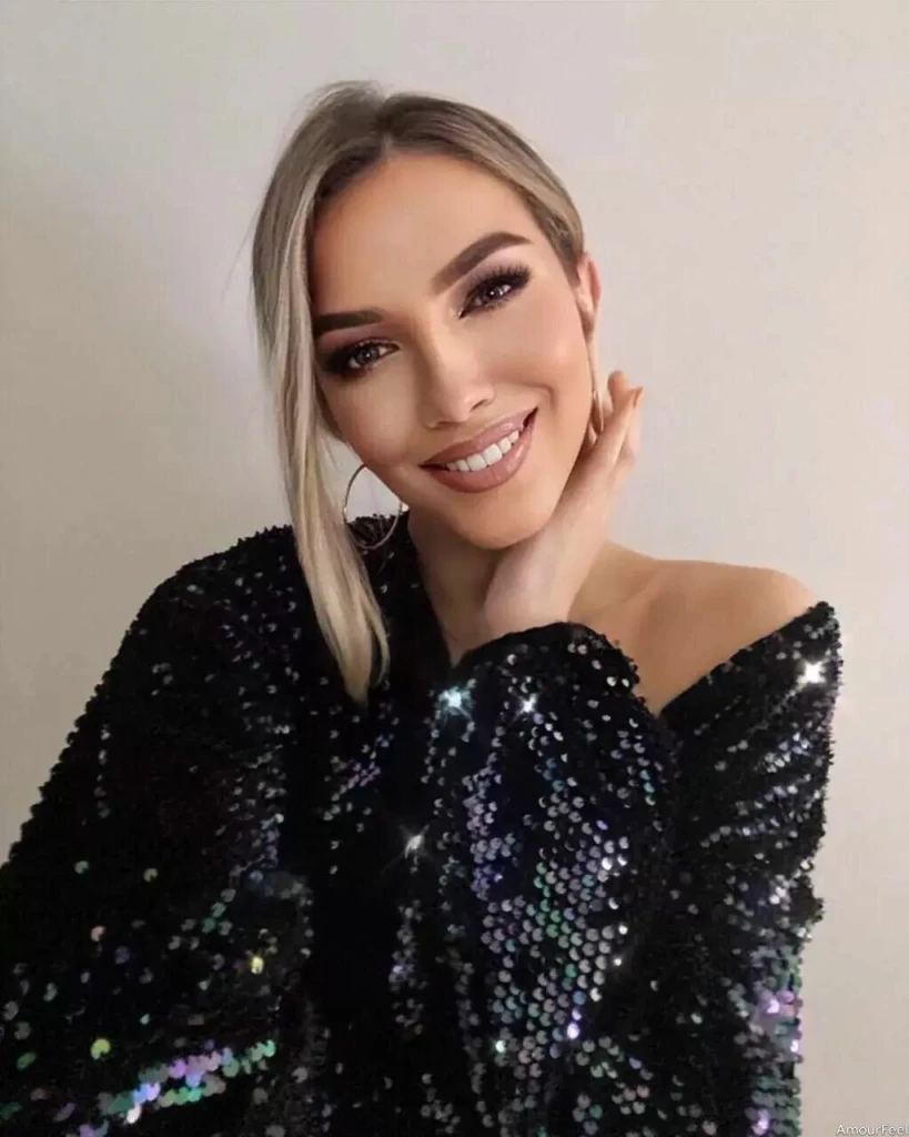Juliia Profile image 1